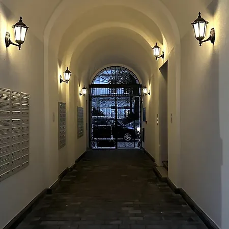 Boogie Small 5 شقة وودج